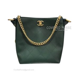 Chanel Hobo Handbag In Green Calfskin With Gold HW