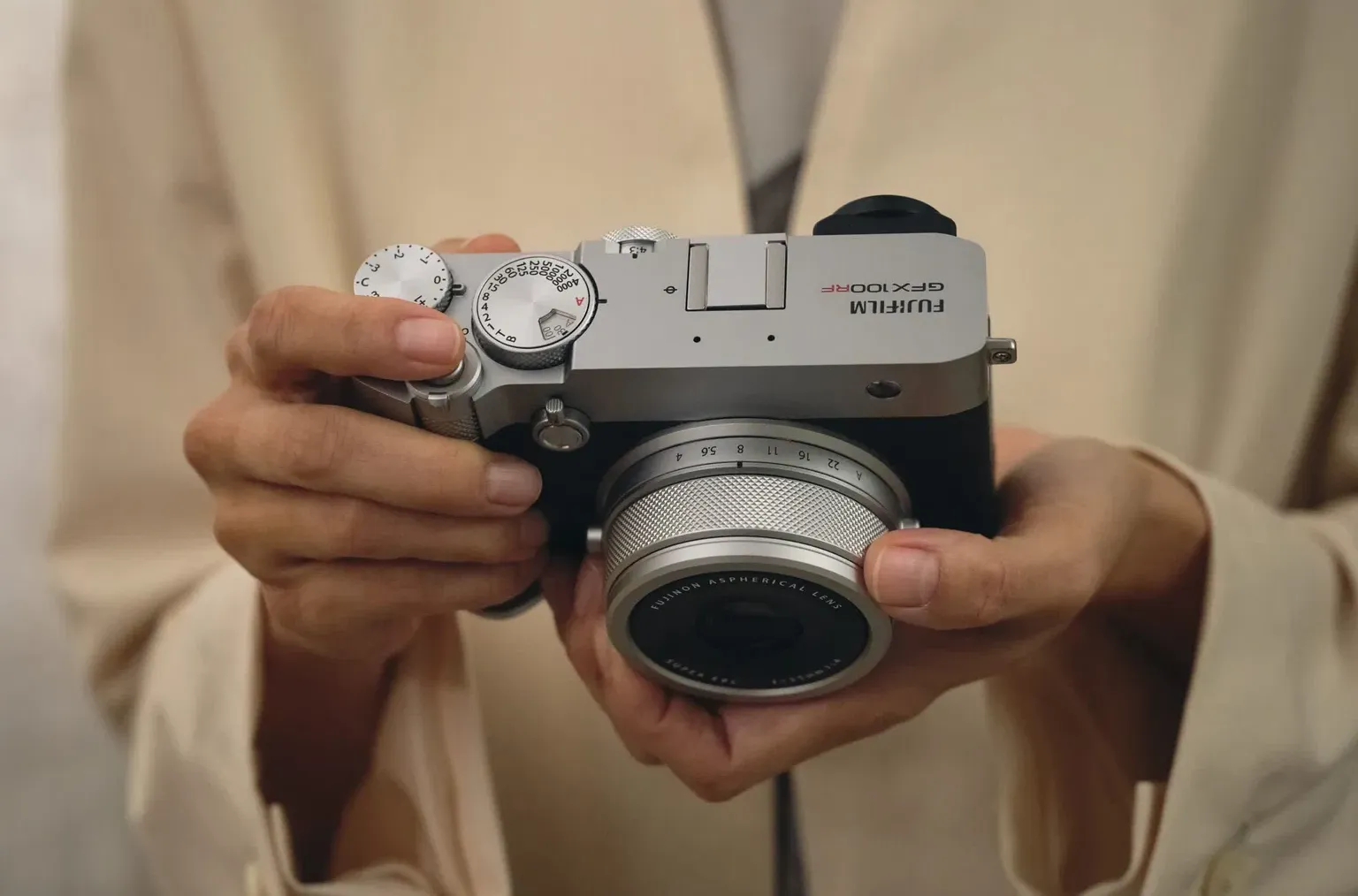 Fujifilm GFX100RF